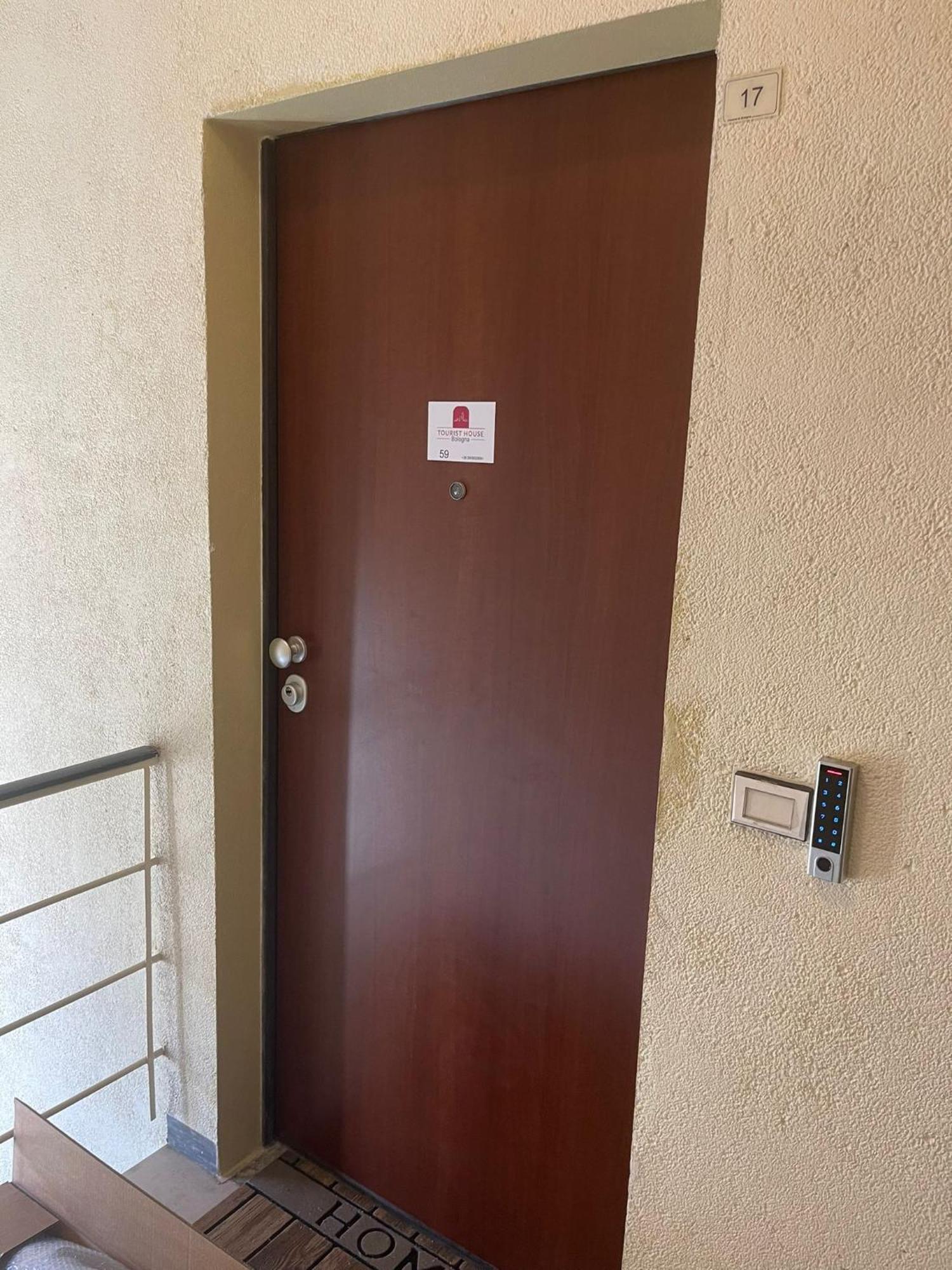 Апартаменты 59 Tourist House Bologna Lame - Self Check-In Экстерьер фото